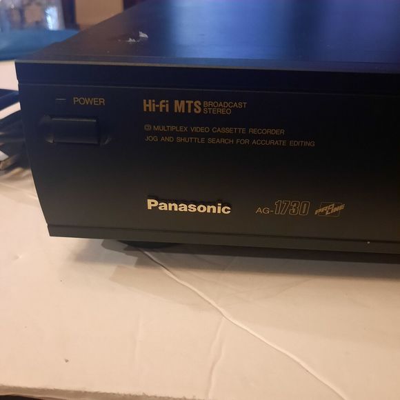 Panasonic AG-1730 VCR/VHS Player/Recorder - Powers On, Untested, No Remote Contr - Picture 12 of 12